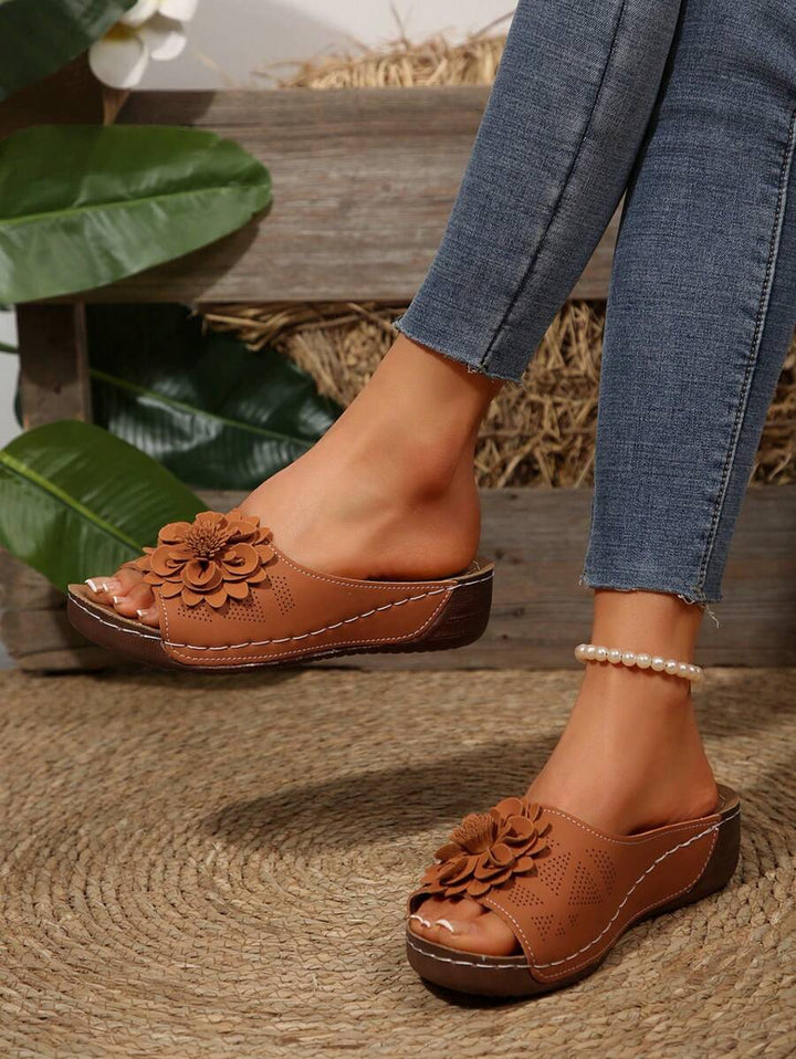 Medellín – Supportive Sandals