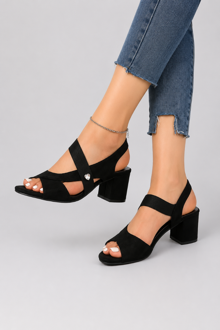 SOPHIA | ELEGANT CUSHIONED SANDALS