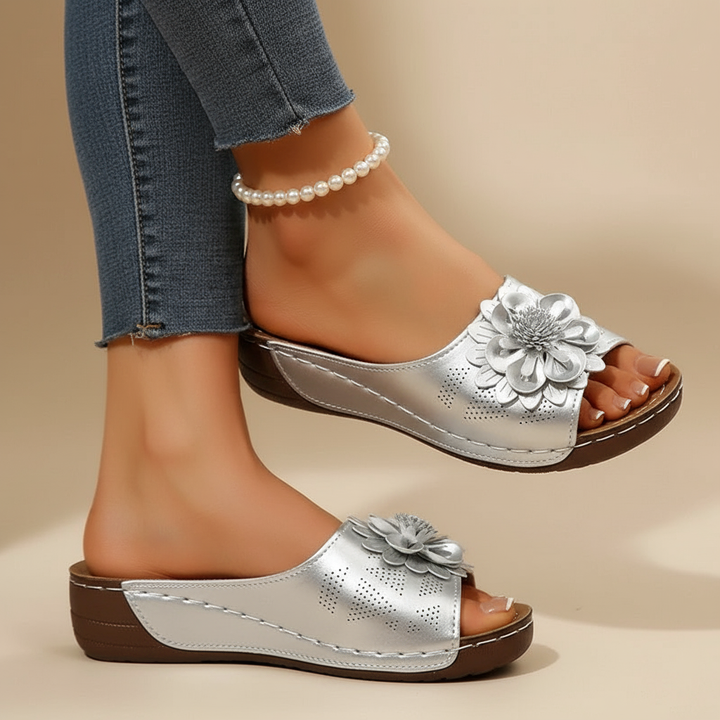 Medellín – Supportive Sandals